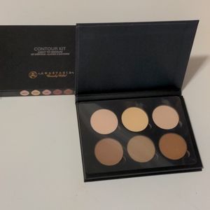 Anastasia Berverly Hills  Light to Medium